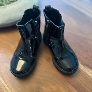 Girls Freshly Picked patten leather boot